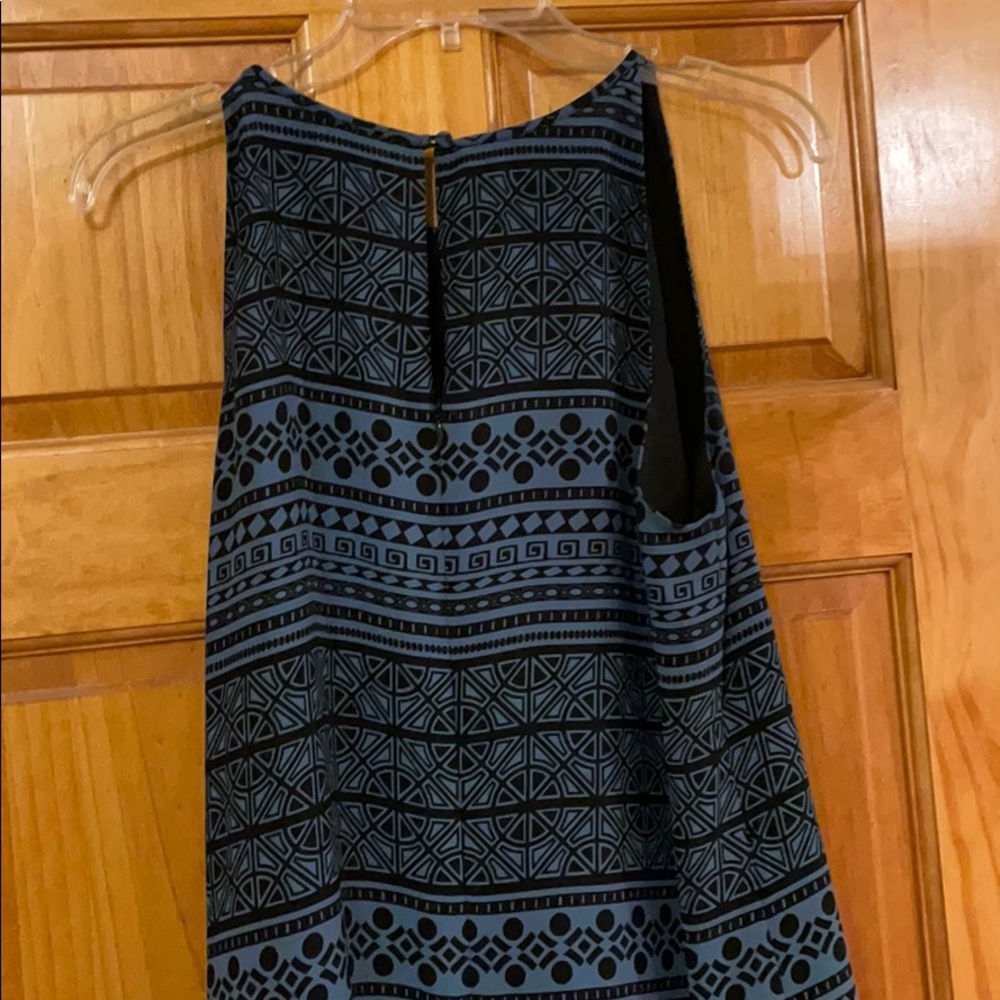 LOFT Patterned Shift Dress - Picture 4 of 5